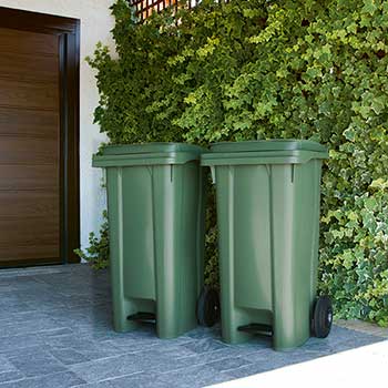 Мусорный бак с педалью STEFANPLAST BIDONE CARRELLATO 120 Л 
